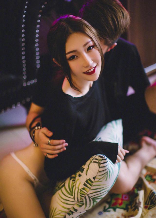 我脱班长衣服班长给我吃胸...豆丁网_: 需要凝聚共识的议题，难道不值得深入讨论？