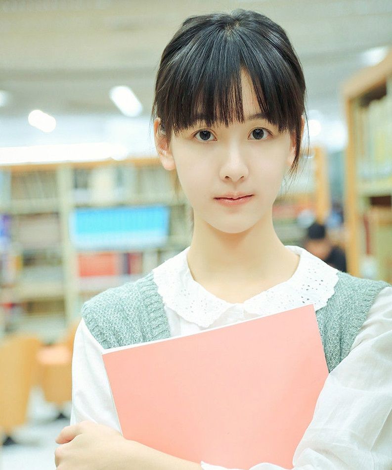 外国姑娘犯错挨打_: 触动心灵的案例，是否能激发共鸣的温度？