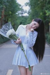 青丝影院免费观看电视剧策驰2025_: 重要人物的动态，未来将如何影响决策？